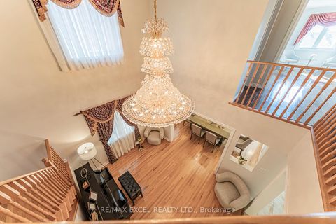 Photo 18 at 65 Falling River Drive, Devonsleigh, Richmond Hill