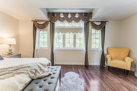 Photo 20 at 65 Falling River Drive, Devonsleigh, Richmond Hill