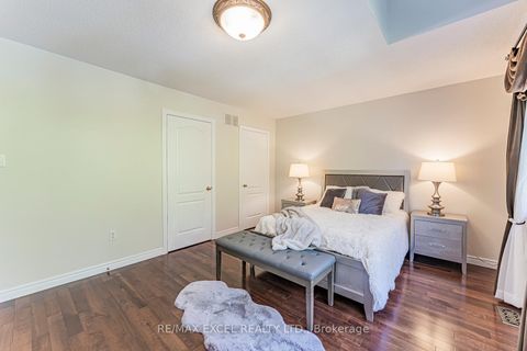 Photo 21 at 65 Falling River Drive, Devonsleigh, Richmond Hill