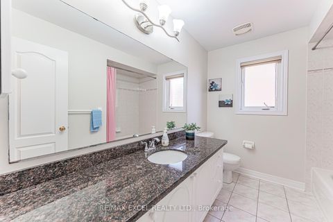 Photo 26 at 65 Falling River Drive, Devonsleigh, Richmond Hill