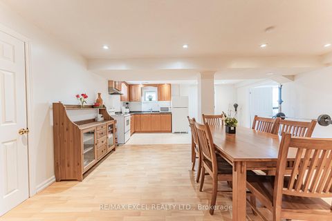 Photo 38 at 65 Falling River Drive, Devonsleigh, Richmond Hill