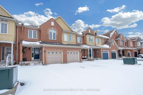 Photo 1 at 28 Daniel Reaman Crescent, Patterson, Vaughan