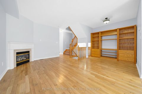 Photo 6 at 28 Daniel Reaman Crescent, Patterson, Vaughan