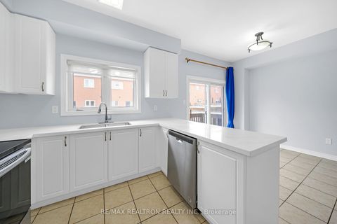 Photo 11 at 28 Daniel Reaman Crescent, Patterson, Vaughan