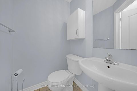 Photo 13 at 28 Daniel Reaman Crescent, Patterson, Vaughan