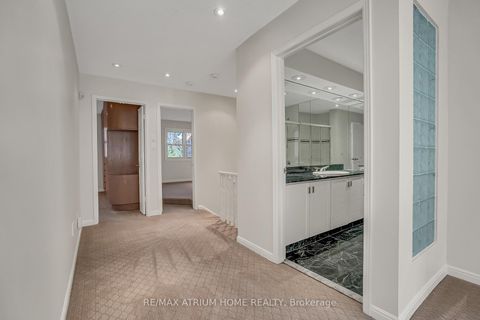 Photo 26 at 52 Chiswell Crescent, Willowdale East, Toronto