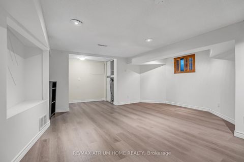 Photo 41 at 52 Chiswell Crescent, Willowdale East, Toronto