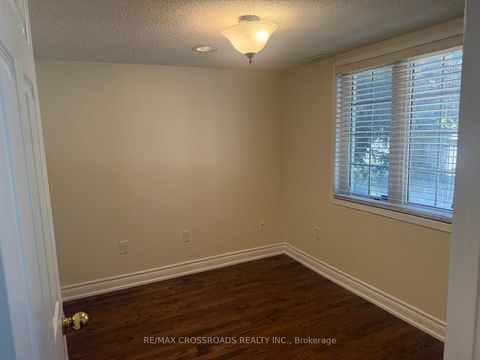 Photo 4 at 2 - 10 Post Oak Drive, Jefferson, Richmond Hill