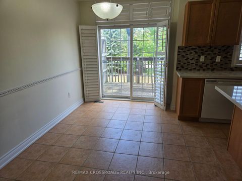 Photo 7 at 2 - 10 Post Oak Drive, Jefferson, Richmond Hill