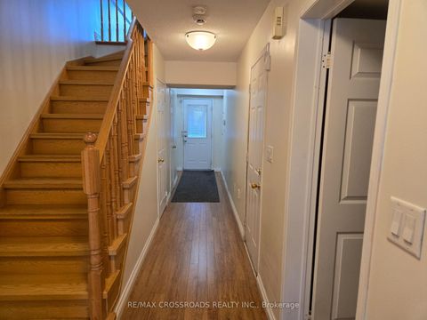 Photo 8 at 2 - 10 Post Oak Drive, Jefferson, Richmond Hill