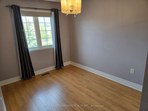 Photo 12 at 2 - 10 Post Oak Drive, Jefferson, Richmond Hill