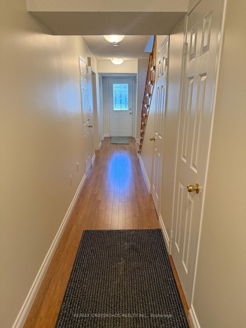 Photo 14 at 2 - 10 Post Oak Drive, Jefferson, Richmond Hill