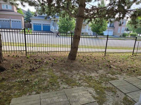 Photo 17 at 2 - 10 Post Oak Drive, Jefferson, Richmond Hill