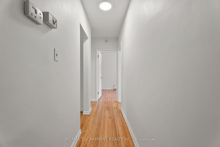 Photo 12 at 98 Laurier Avenue, Buchanan, Hamilton