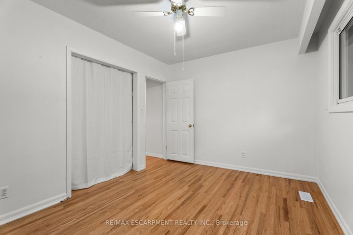 Photo 15 at 98 Laurier Avenue, Buchanan, Hamilton