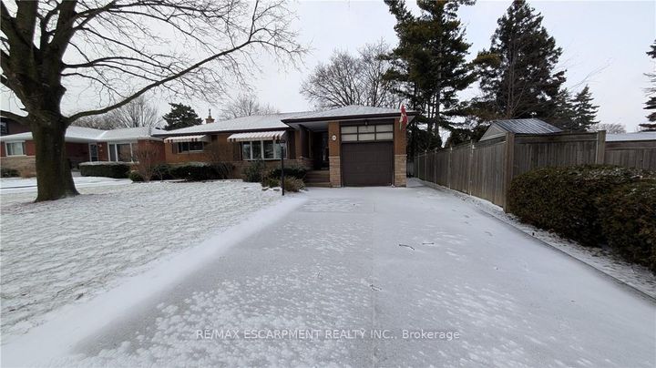 Photo 33 at 98 Laurier Avenue, Buchanan, Hamilton
