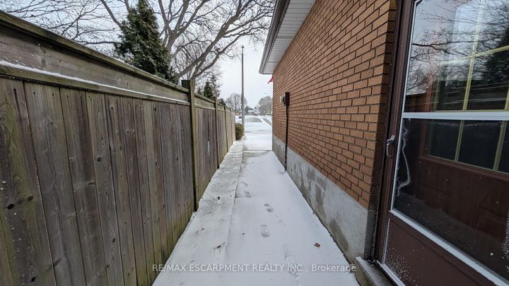 Photo 35 at 98 Laurier Avenue, Buchanan, Hamilton