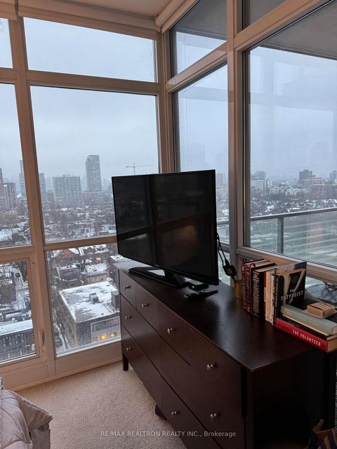 Photo 10 at 1502 - 170 Avenue Road, Annex, Toronto