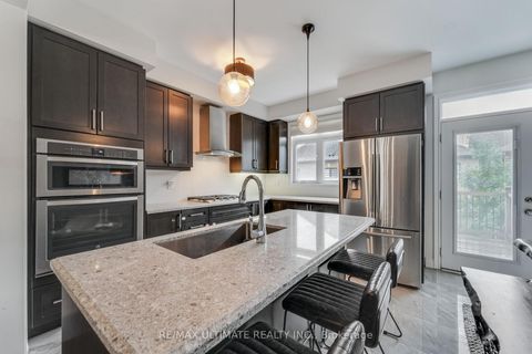 Photo 3 at 37 Zenith Avenue, Kleinburg, Vaughan