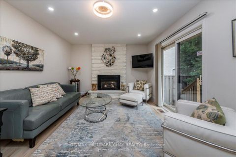 Photo 17 at 56 Marshall Street, Allandale Centre, Barrie