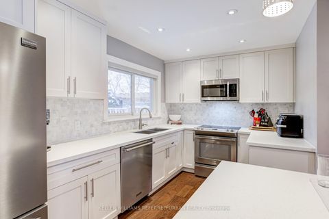 Photo 13 at 126 Beaver Bend Crescent, West Deane, Toronto