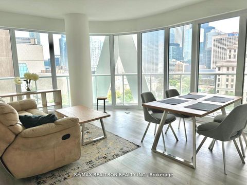 Photo 1 at 926 - 230 Simcoe Street, University, Toronto