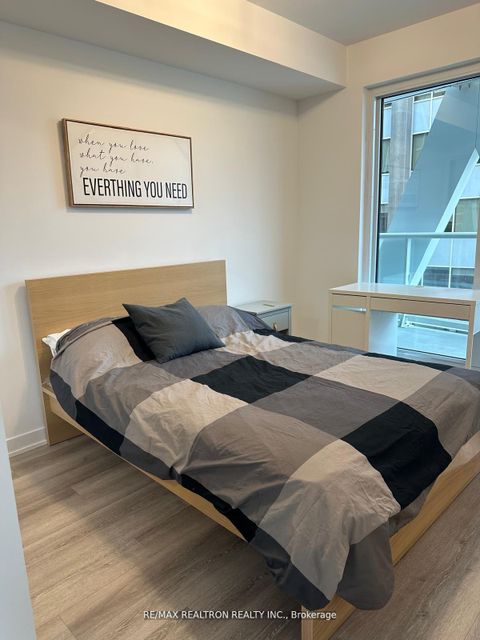 Photo 8 at 926 - 230 Simcoe Street, University, Toronto
