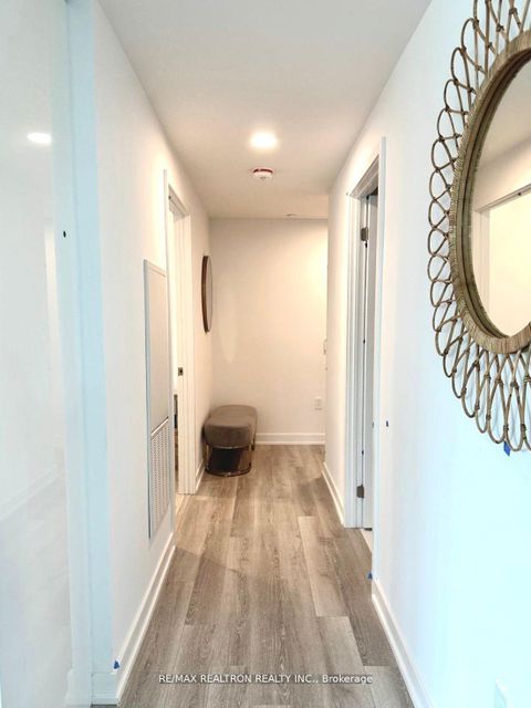 Photo 10 at 926 - 230 Simcoe Street, University, Toronto