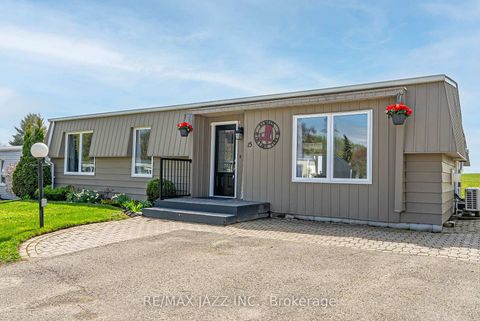 Photo 2 at 15 Bluffs Road, Bowmanville, Clarington