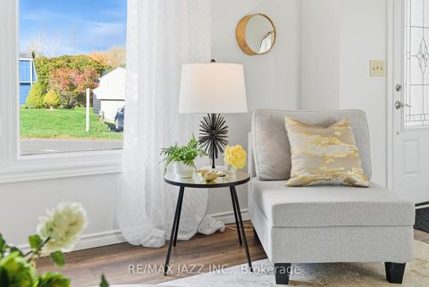 Photo 9 at 15 Bluffs Road, Bowmanville, Clarington