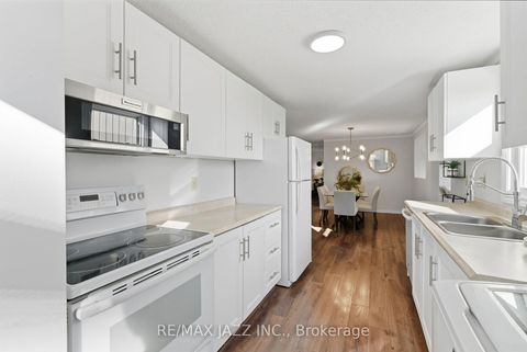 Photo 17 at 15 Bluffs Road, Bowmanville, Clarington