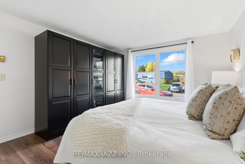 Photo 28 at 15 Bluffs Road, Bowmanville, Clarington