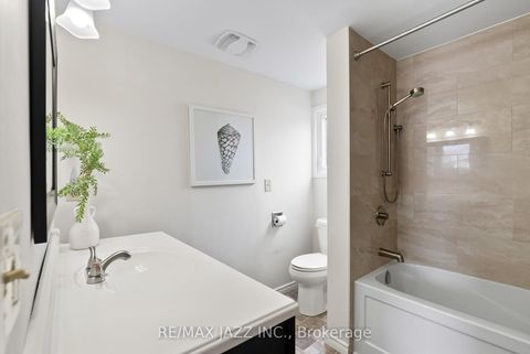 Photo 29 at 15 Bluffs Road, Bowmanville, Clarington