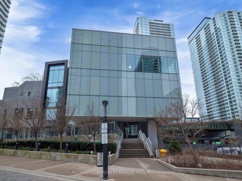 Photo 4 at 2210 - 85 Queens Wharf Road, Waterfront Communities C1, Toronto