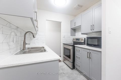 Photo 6 at 204 - 1690 Victoria Park Avenue, Victoria Village, Toronto