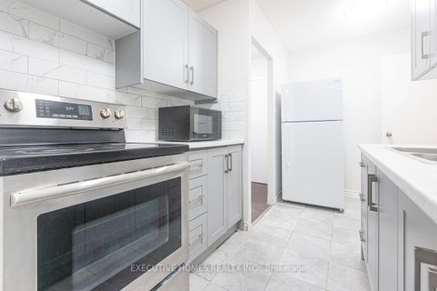 Photo 8 at 204 - 1690 Victoria Park Avenue, Victoria Village, Toronto