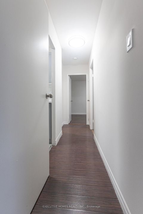 Photo 9 at 204 - 1690 Victoria Park Avenue, Victoria Village, Toronto