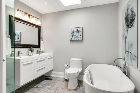 Photo 33 at 7 Maydolph Road, City Centre West, Toronto