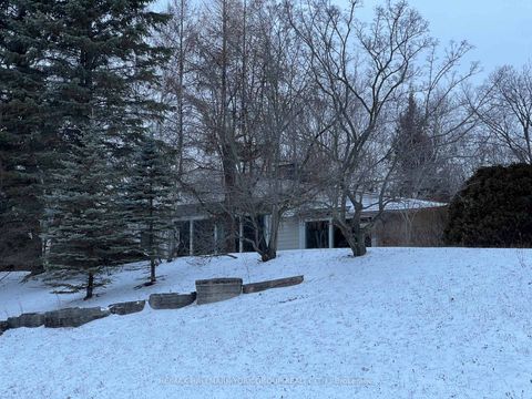 Photo 1 at 128 Brule Trail, Pottageville, King