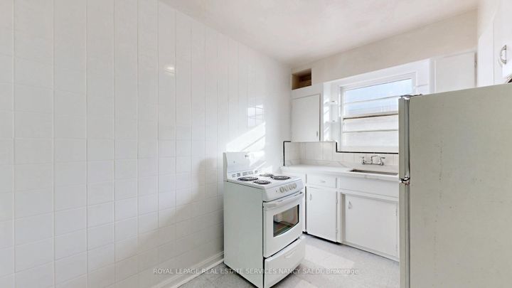 Photo 12 at 1264 Weston Road, Mount Dennis, Toronto