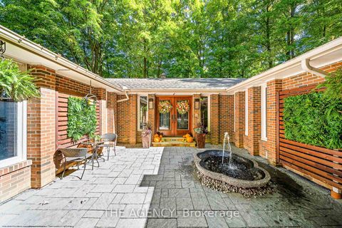 Photo 3 at 23 Cedarwood Crescent, Nobleton, King