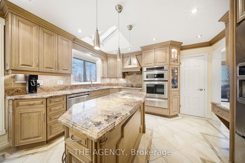Photo 12 at 23 Cedarwood Crescent, Nobleton, King