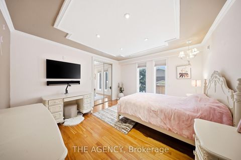 Photo 23 at 23 Cedarwood Crescent, Nobleton, King