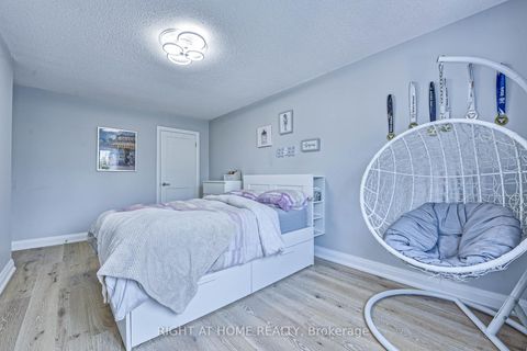 Photo 27 at 1517 Queensbury Crescent, CP College Park, Oakville