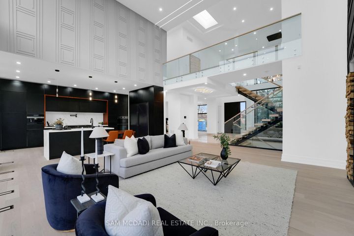 Photo 7 at 468 Saville Crescent, WO West, Oakville