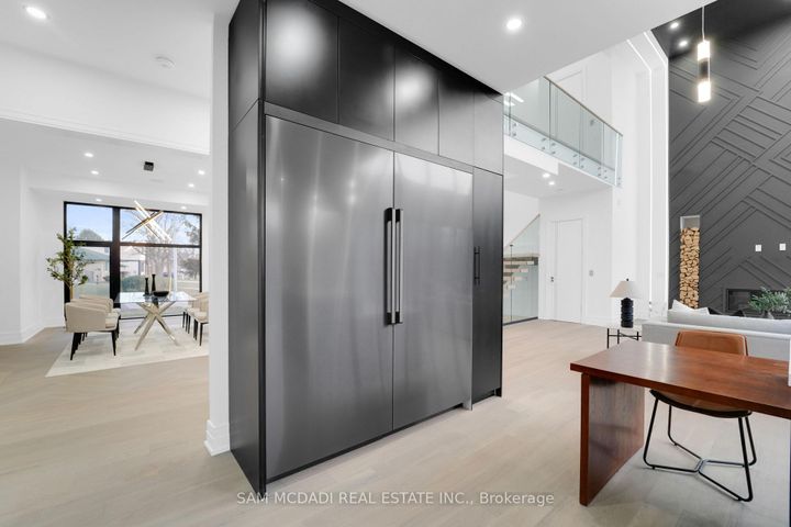 Photo 11 at 468 Saville Crescent, WO West, Oakville