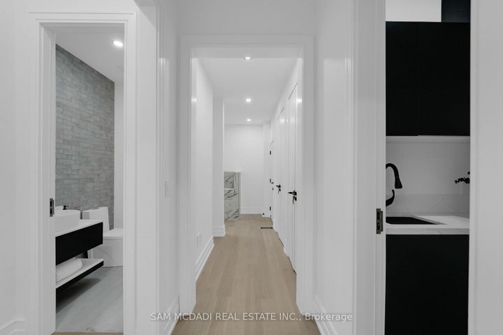 Photo 13 at 468 Saville Crescent, WO West, Oakville