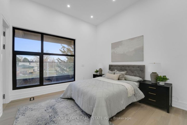 Photo 31 at 468 Saville Crescent, WO West, Oakville