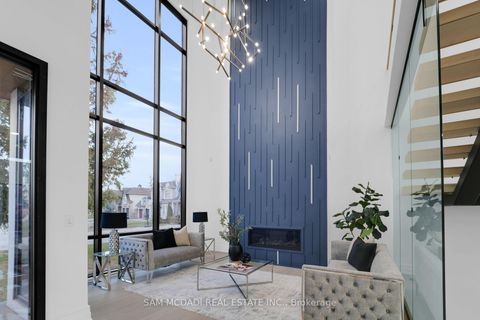 Photo 3 at 468 Saville Crescent, WO West, Oakville