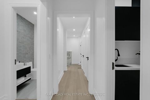 Photo 13 at 468 Saville Crescent, WO West, Oakville